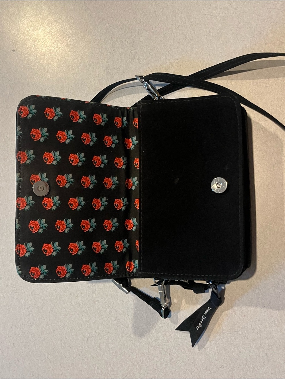 Vera Bradley Floral Wallet/Clutch Crossbody Rose 🌹 interior and snaps - Picture 10 of 10